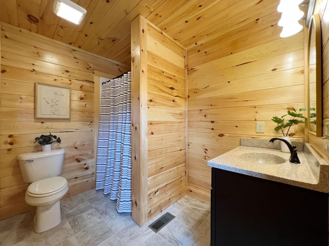 Splendid 2Cabins Sleeps 28 Pool Hot Tub More Pigeon Forge Exteriér fotografie