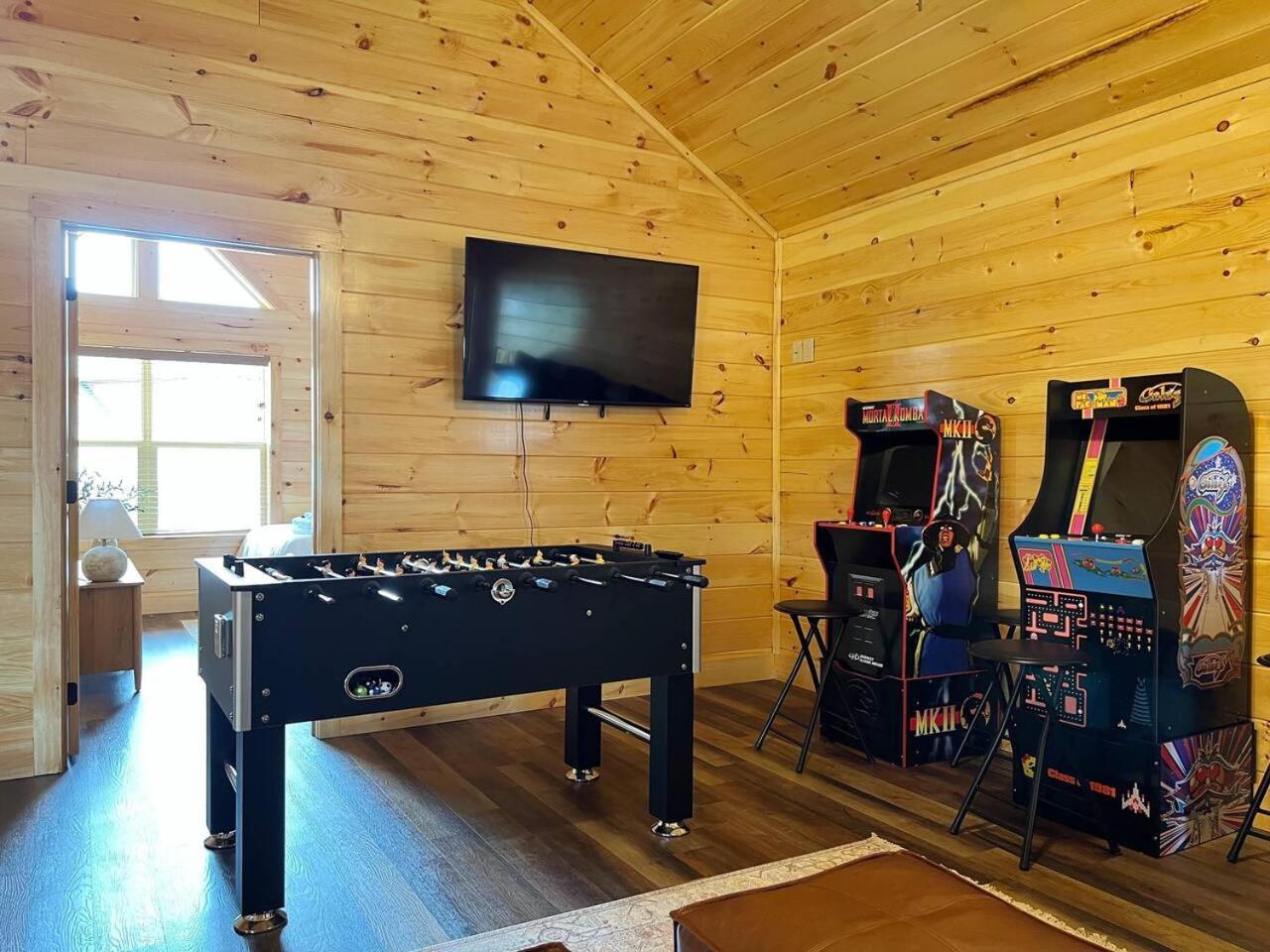 Splendid 2Cabins Sleeps 28 Pool Hot Tub More Pigeon Forge Exteriér fotografie