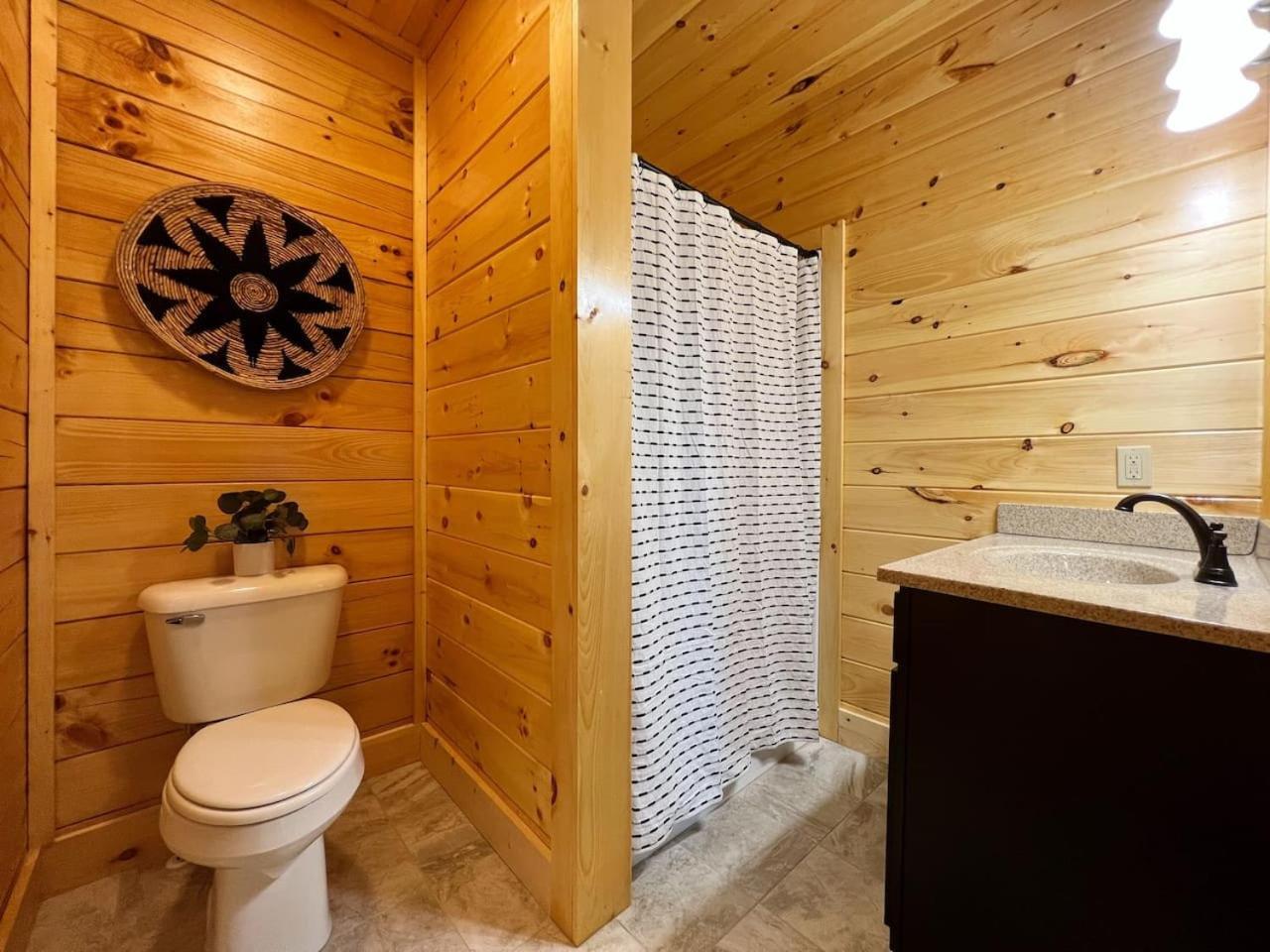 Splendid 2Cabins Sleeps 28 Pool Hot Tub More Pigeon Forge Exteriér fotografie