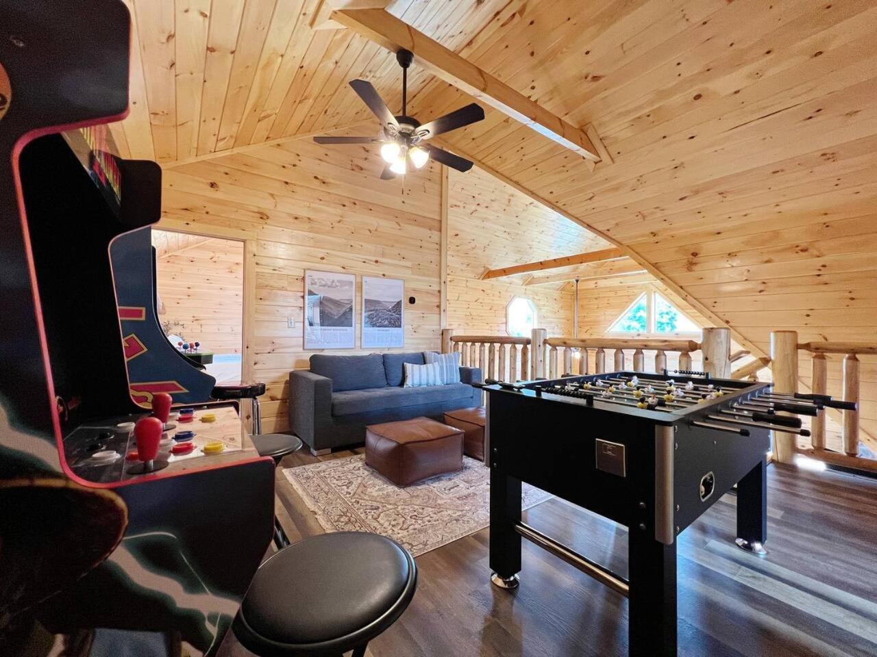 Splendid 2Cabins Sleeps 28 Pool Hot Tub More Pigeon Forge Exteriér fotografie