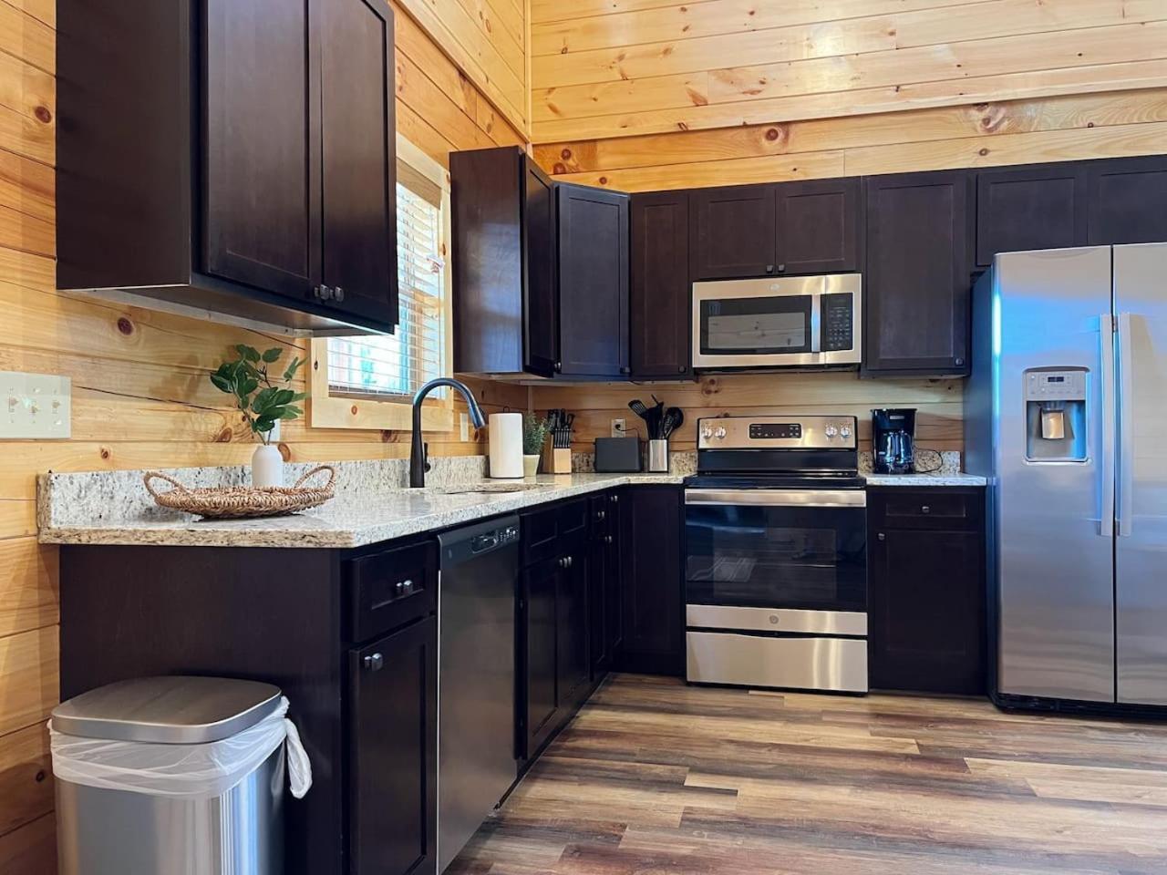 Splendid 2Cabins Sleeps 28 Pool Hot Tub More Pigeon Forge Exteriér fotografie