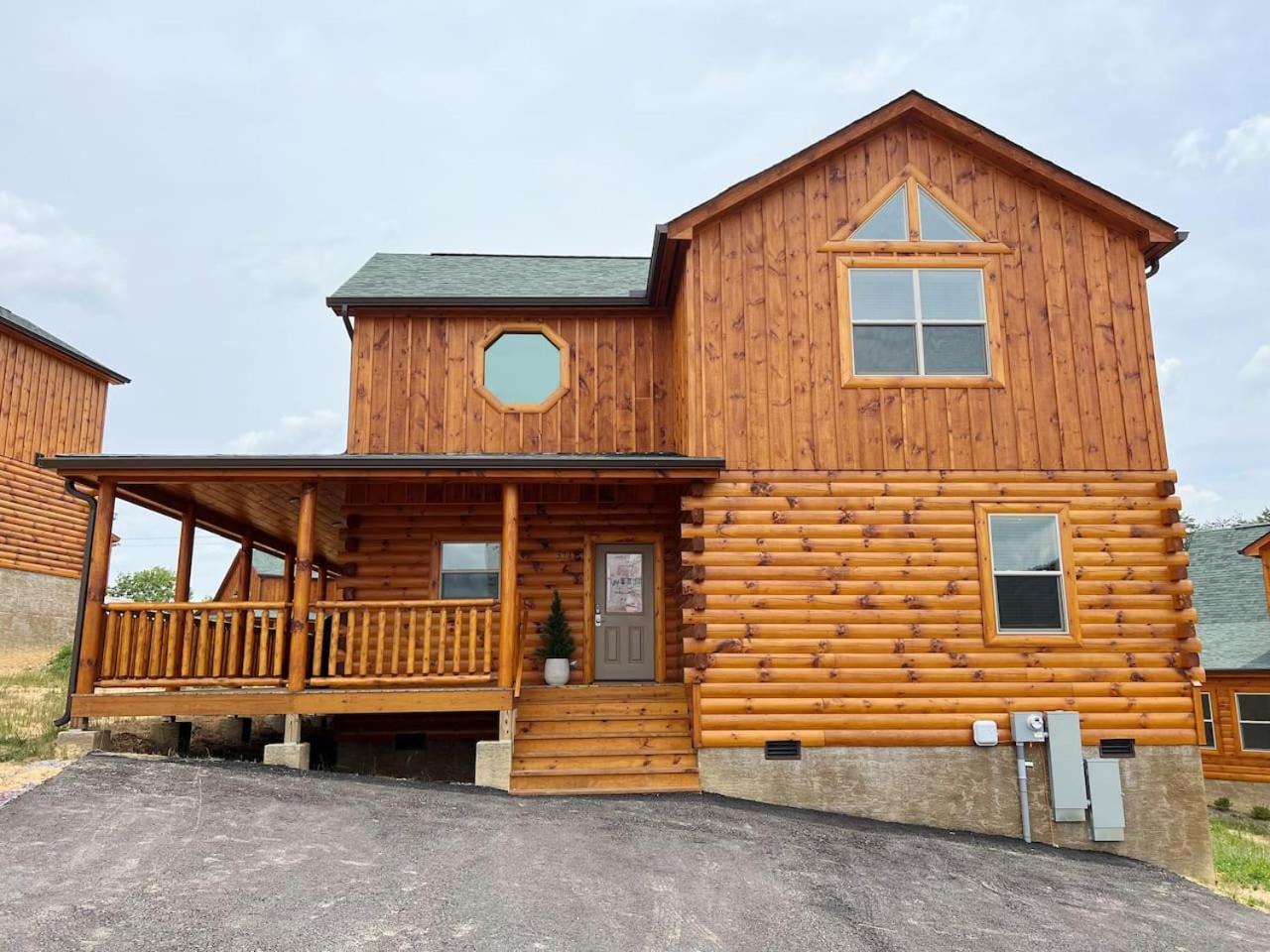 Splendid 2Cabins Sleeps 28 Pool Hot Tub More Pigeon Forge Exteriér fotografie