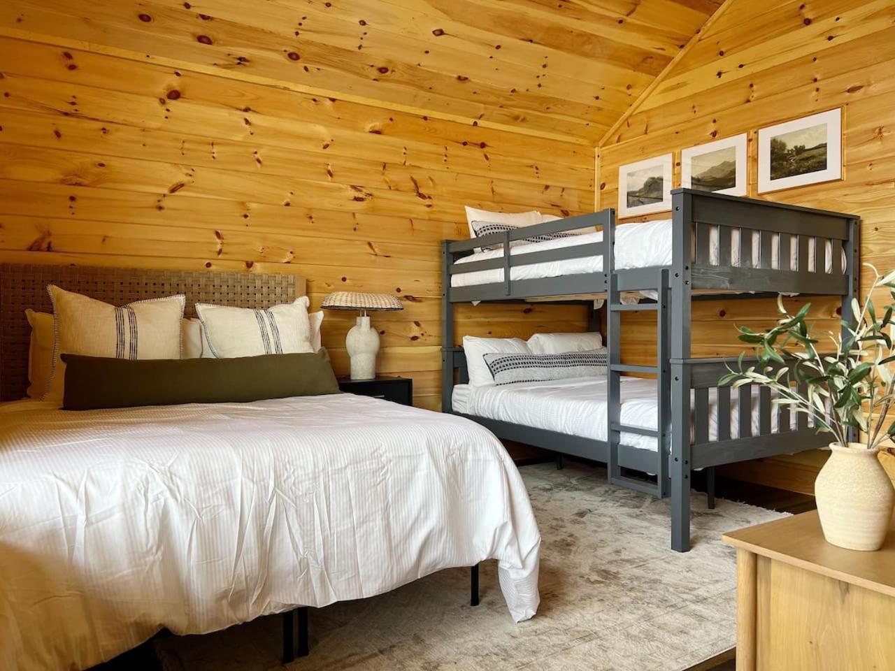 Splendid 2Cabins Sleeps 28 Pool Hot Tub More Pigeon Forge Exteriér fotografie