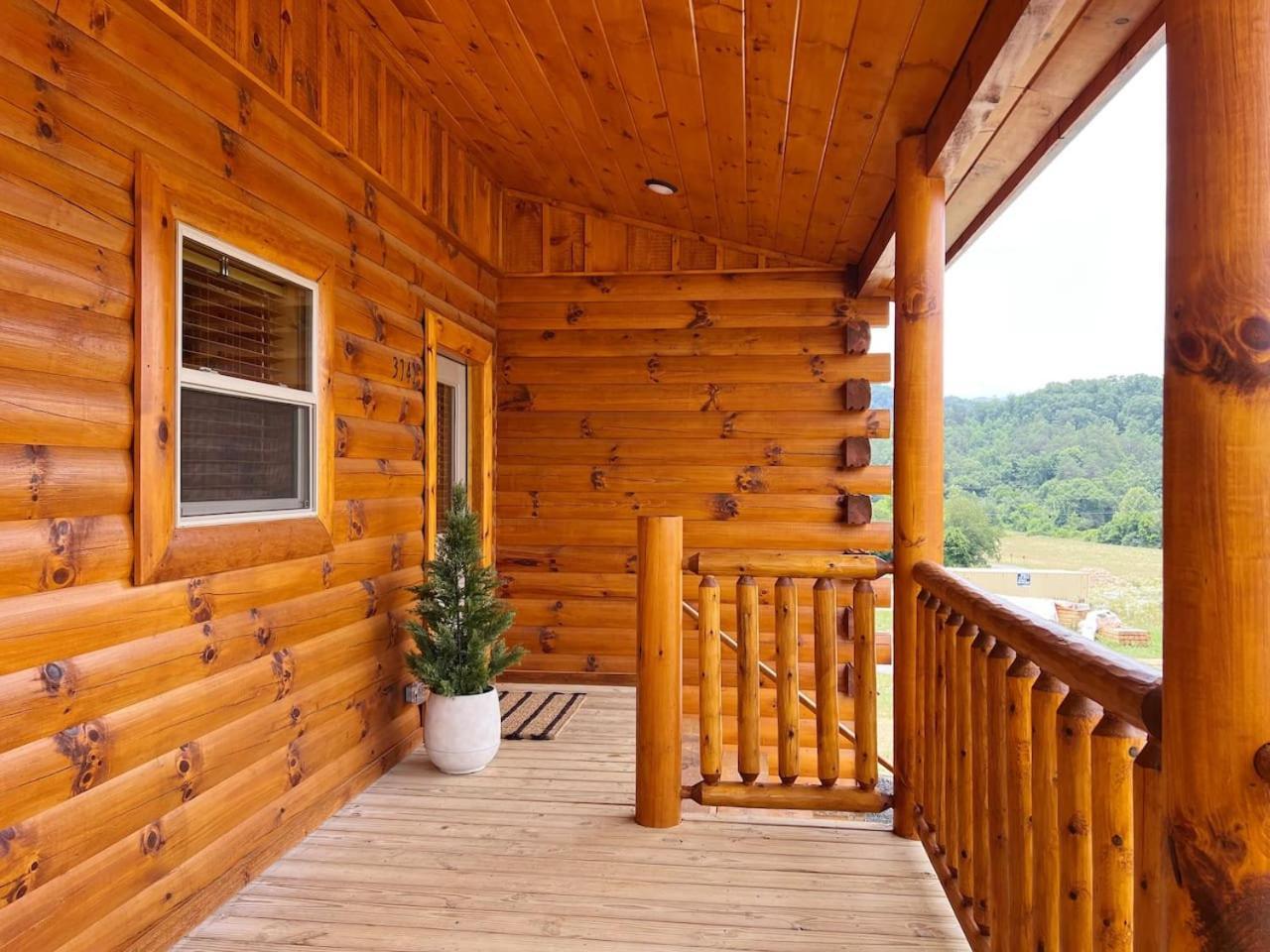 Splendid 2Cabins Sleeps 28 Pool Hot Tub More Pigeon Forge Exteriér fotografie