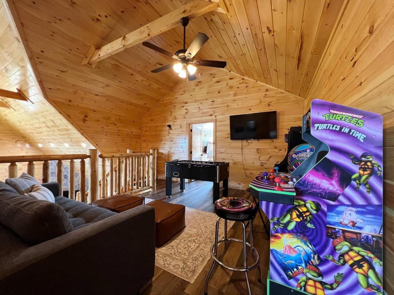 Splendid 2Cabins Sleeps 28 Pool Hot Tub More Pigeon Forge Exteriér fotografie