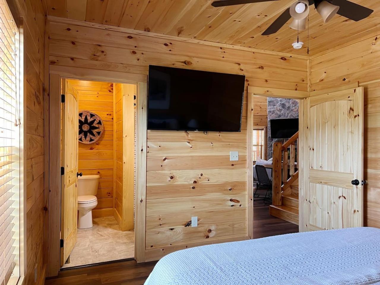 Splendid 2Cabins Sleeps 28 Pool Hot Tub More Pigeon Forge Exteriér fotografie