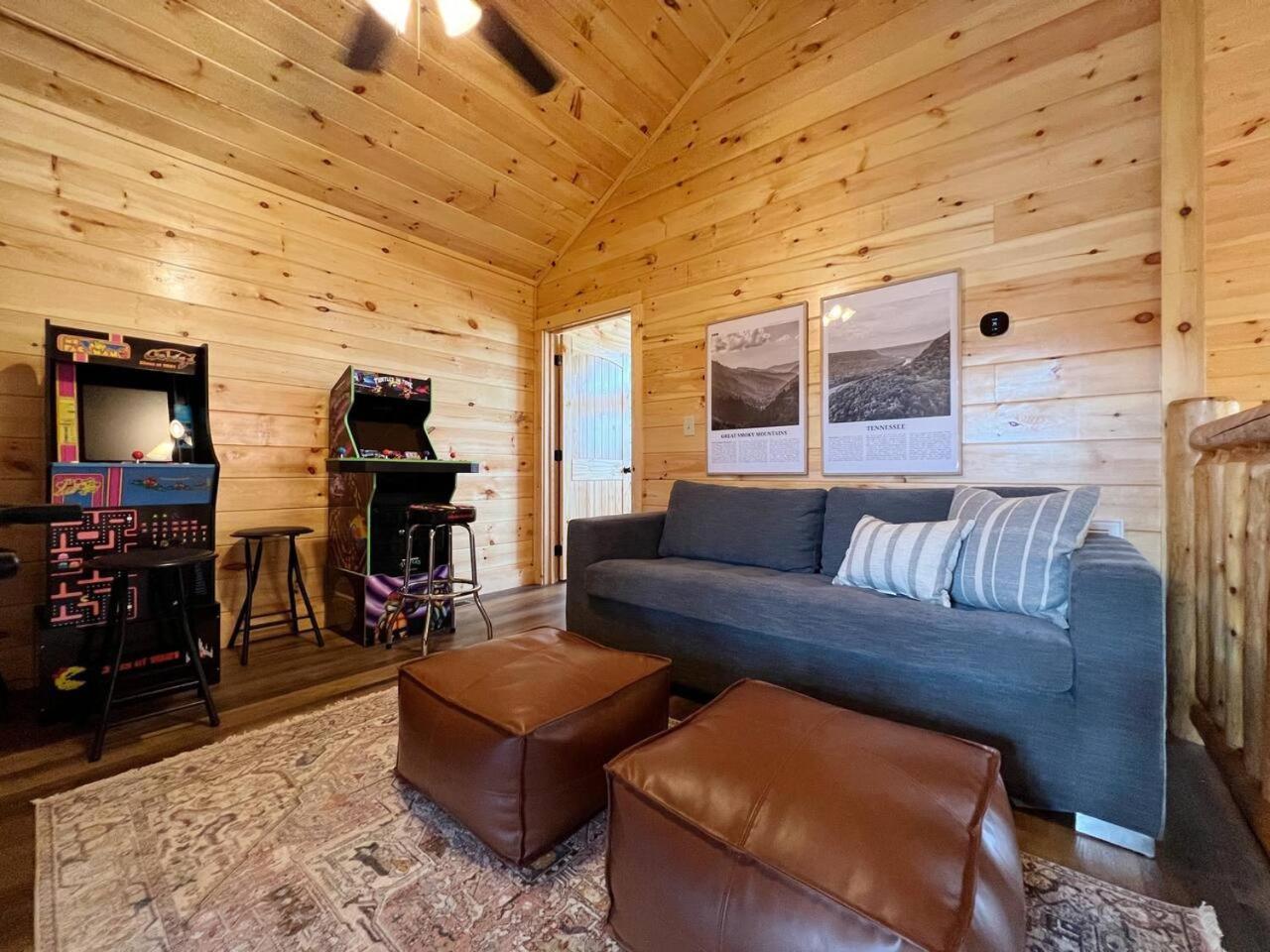 Splendid 2Cabins Sleeps 28 Pool Hot Tub More Pigeon Forge Exteriér fotografie